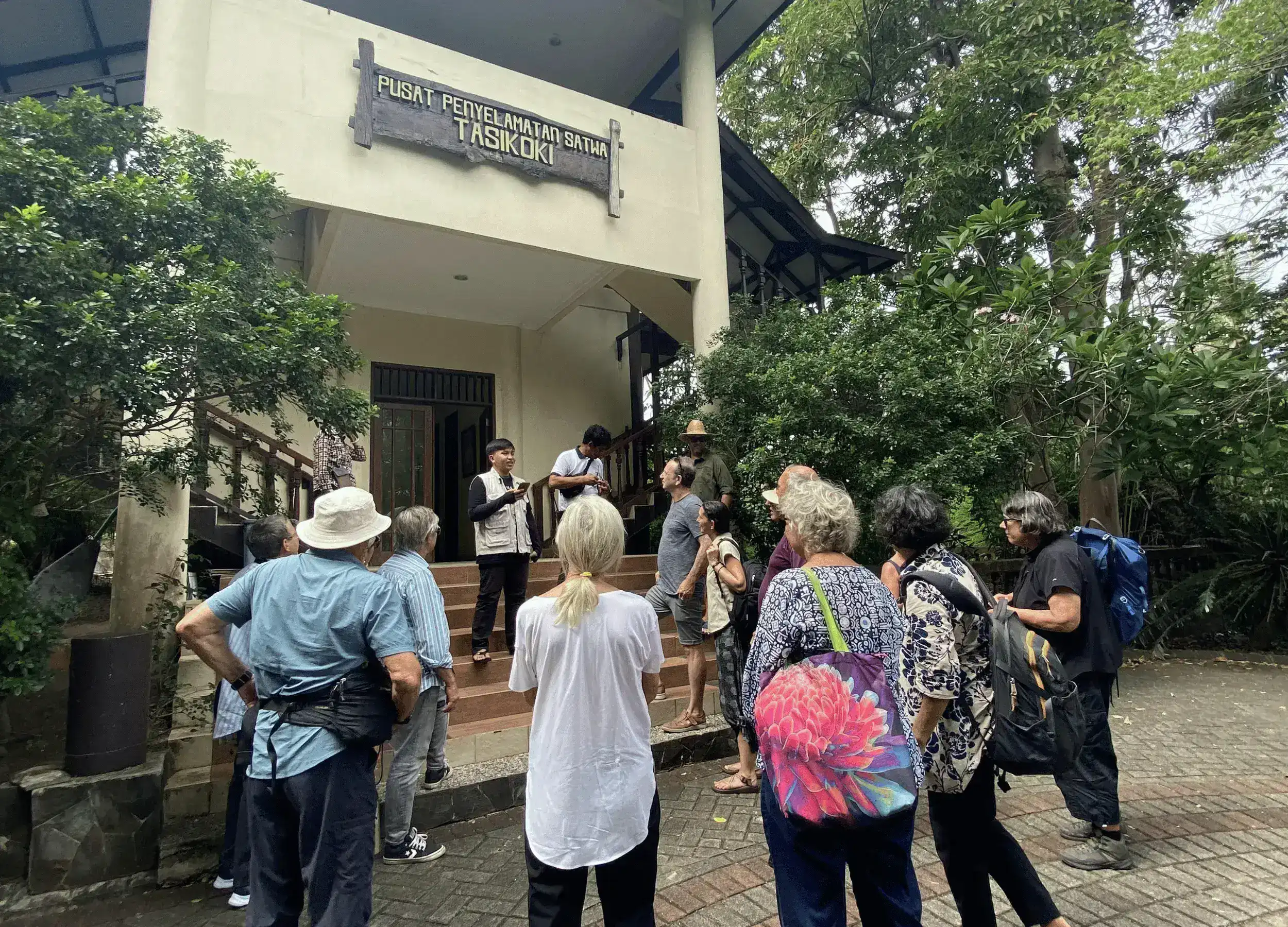 SeaTrek guests visiting Tasikoki Wildlife Rescue Center