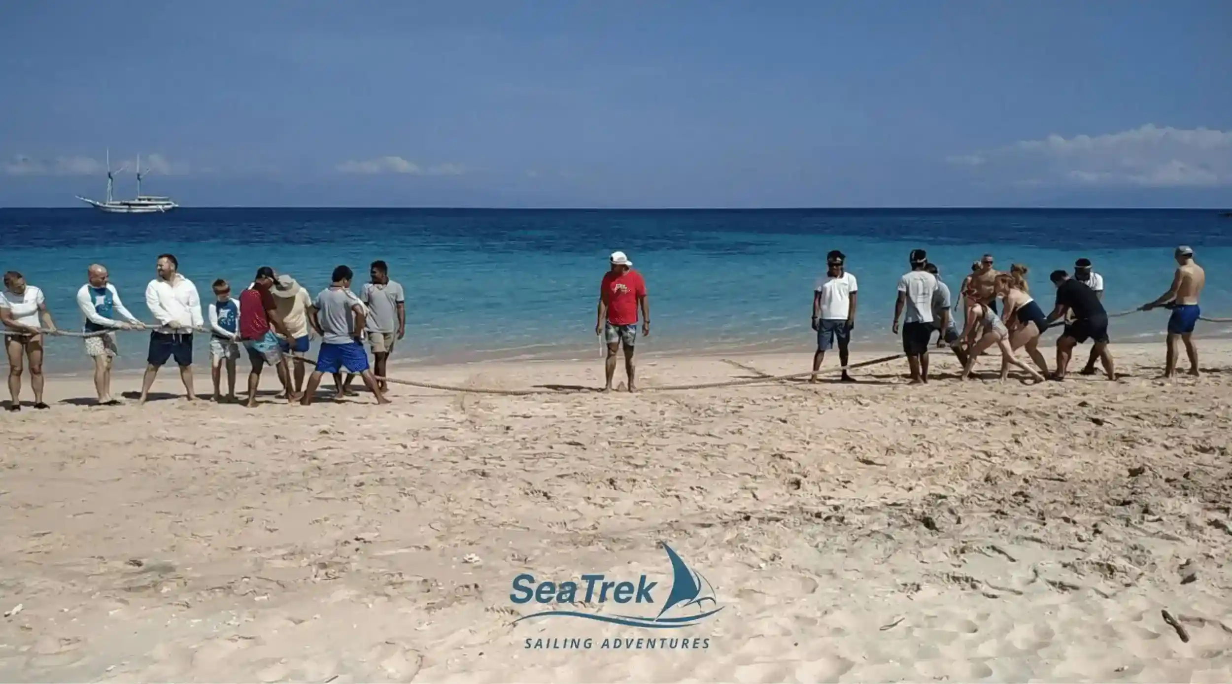 Lomba Tarik Tambang or Tug of War.