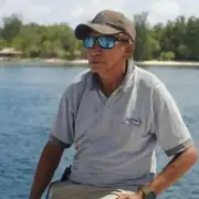 SeaTrek Ombak Putih Crew Julius