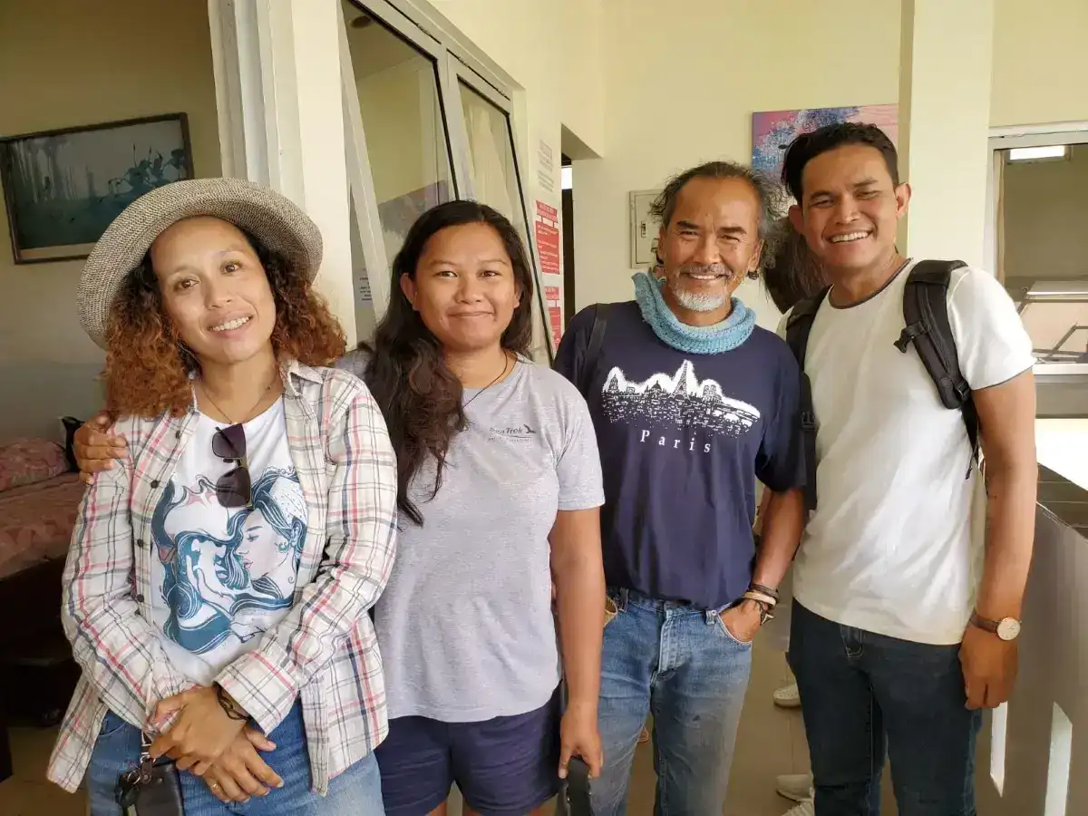 SeaTrek Tour Leader. From left: Anastasia, Nita, Narto, and Dion.