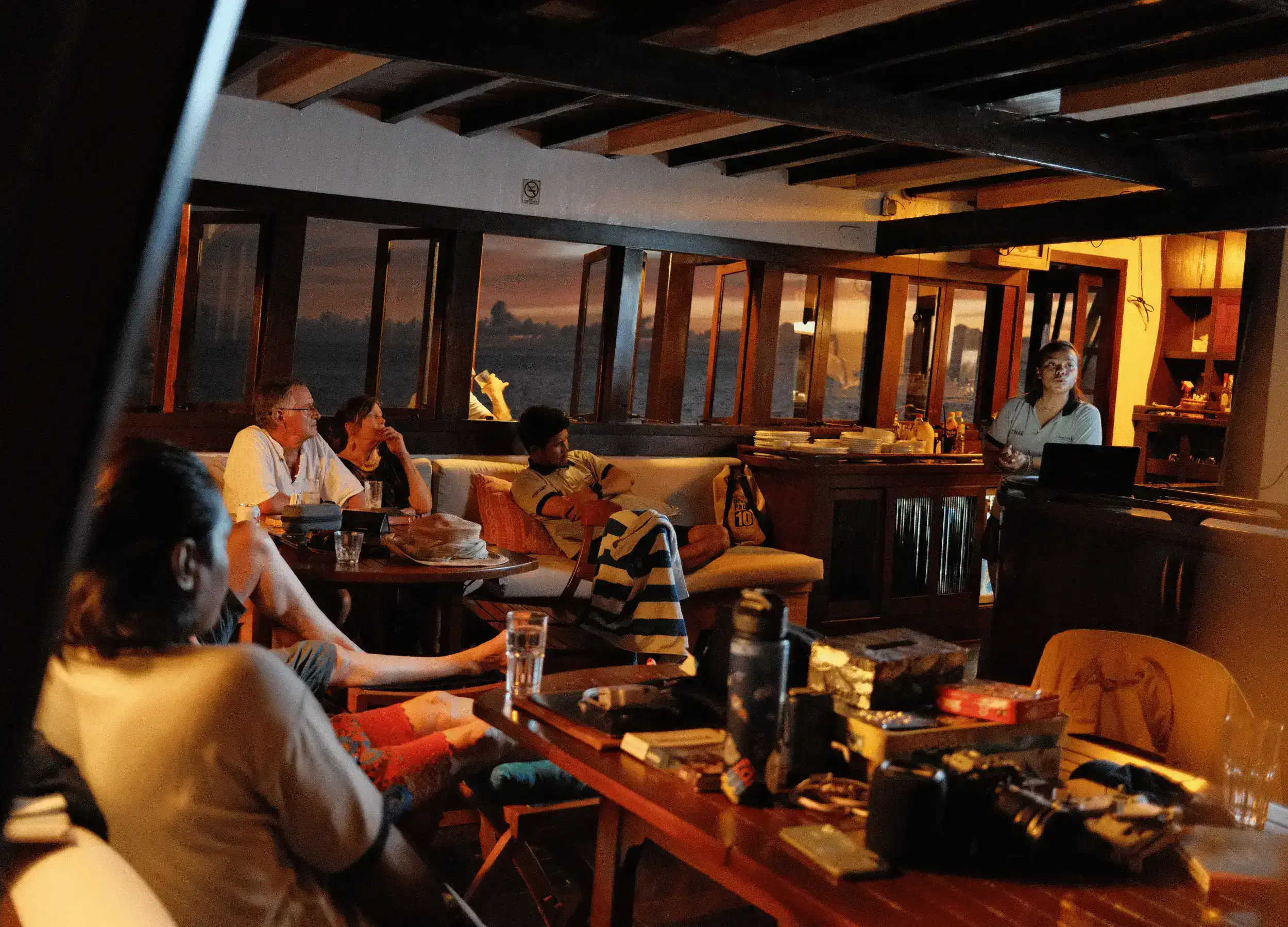 Presentation by SeaTrek's Tour Leader on Ombak Putih