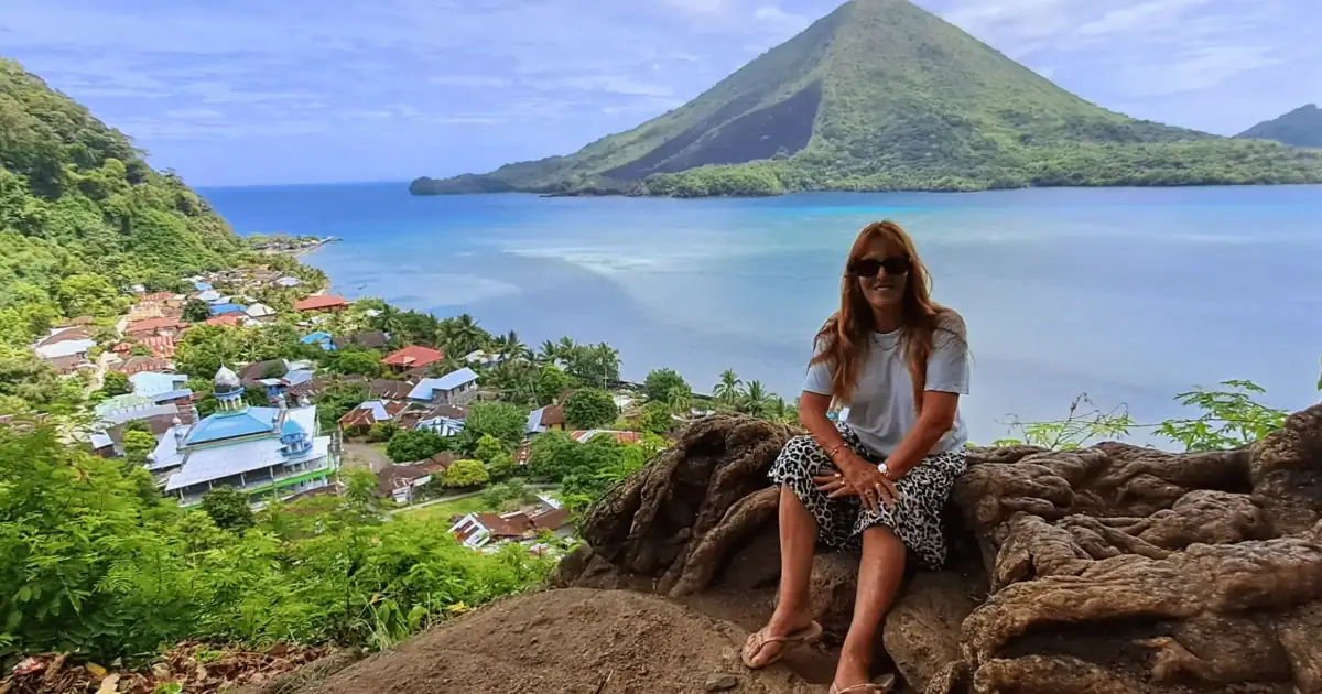 Rachel in Banda Neira
