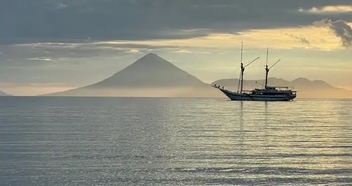 Ombak Putih in Ternate