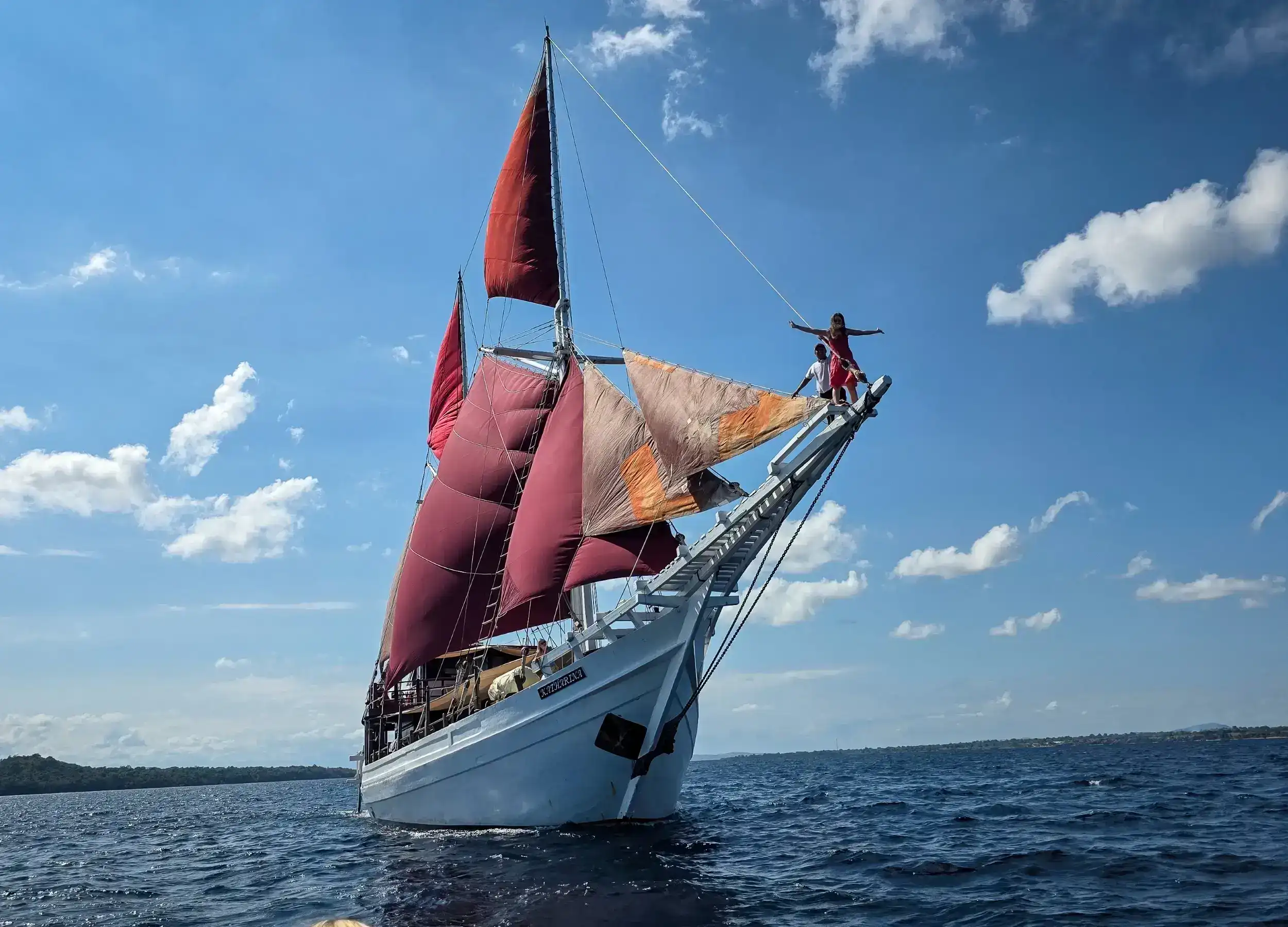 Katharina Sails up