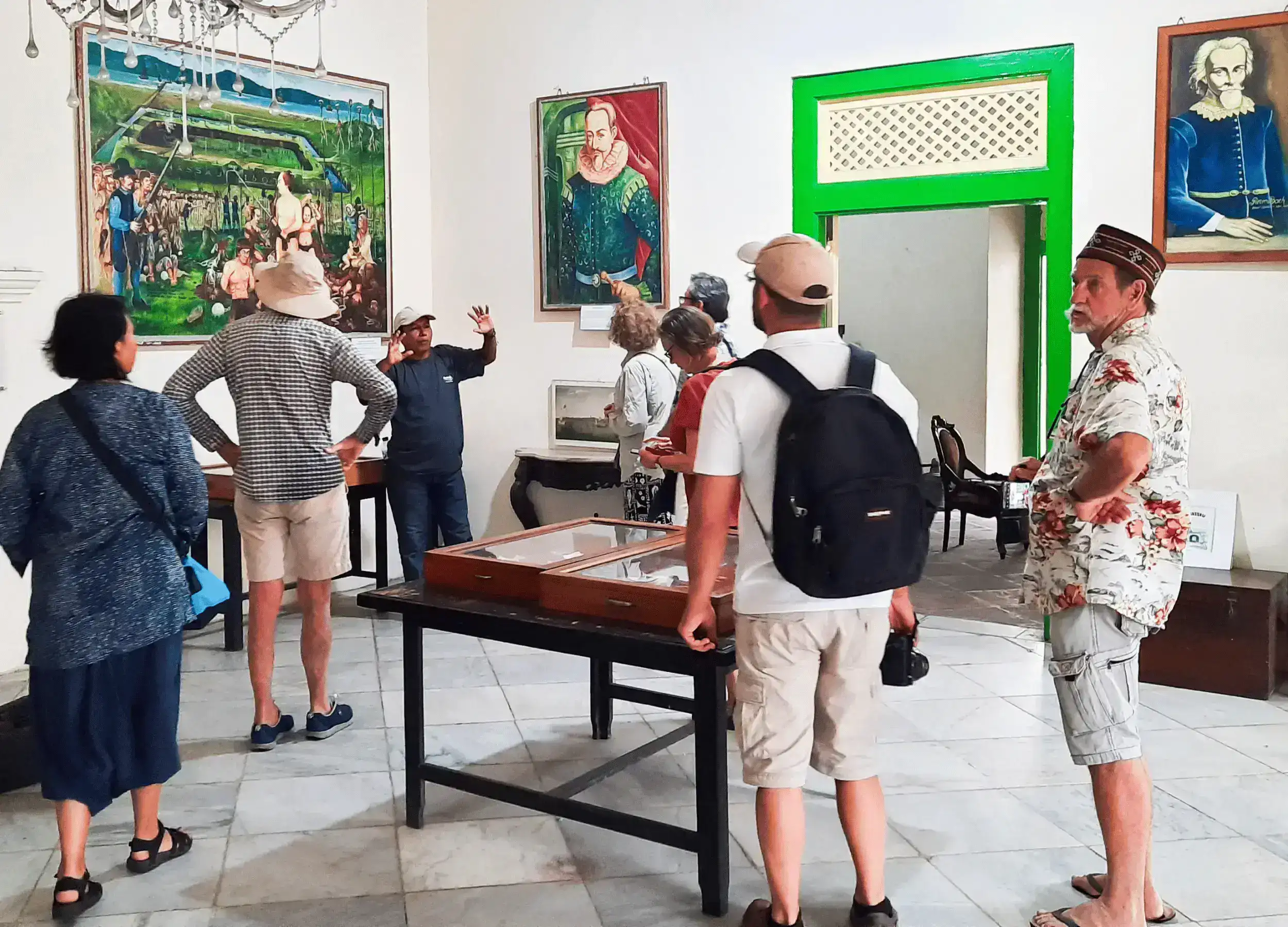 SeaTrek guest at the Museum in the Spice Islands