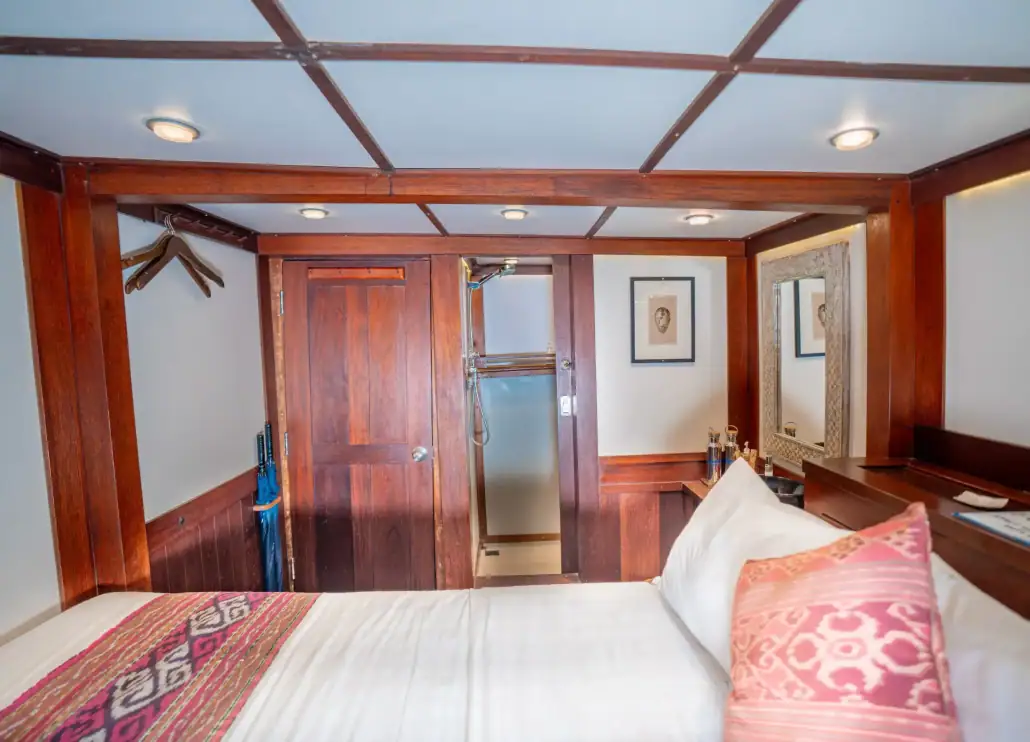Ombak Putih Double Bed Cabin 3
