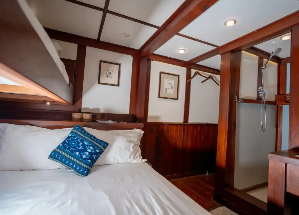SeaTrek - Ombak Putih Triple Bed Cabin 3