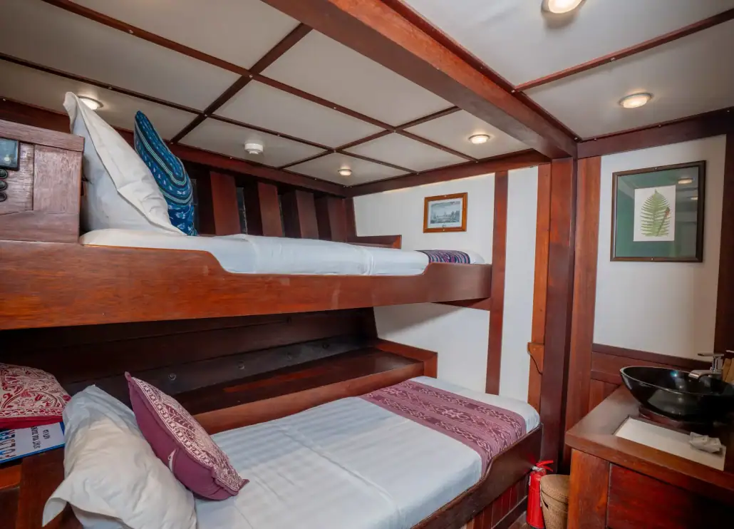 SeaTrek - Ombak Putih Twin Bed 2