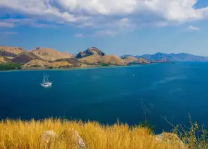 Ombak Putih at Gili Lawa Darat