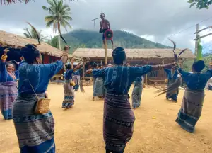 Bamboo Dance of Watublapi