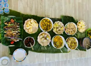 Lunchtime with Local Food in Nusa Laut